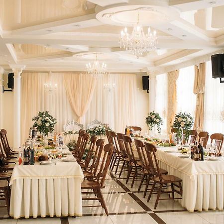 Hotel Korona Kolybayevka Екстериор снимка