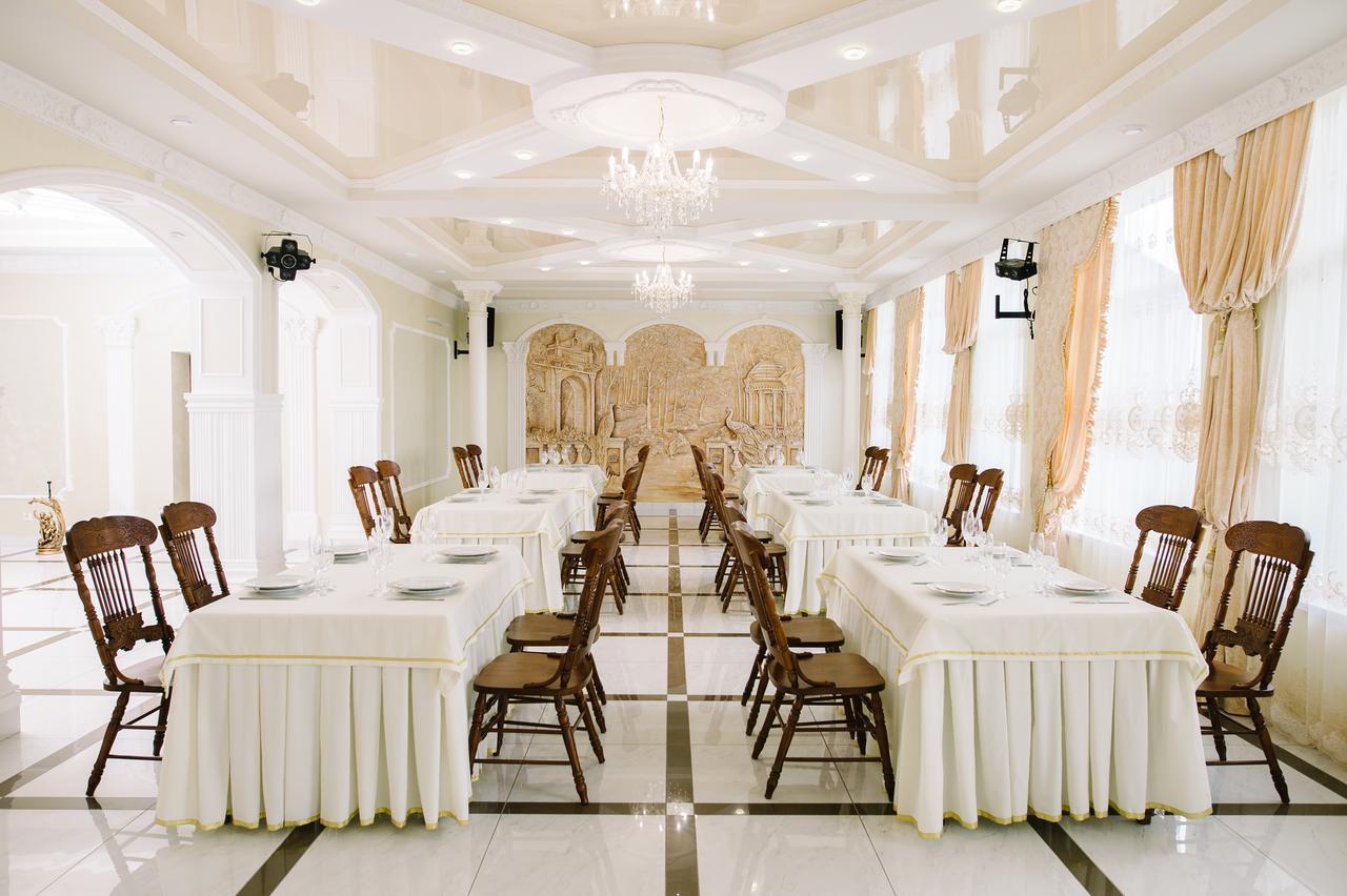 Hotel Korona Kolybayevka Екстериор снимка
