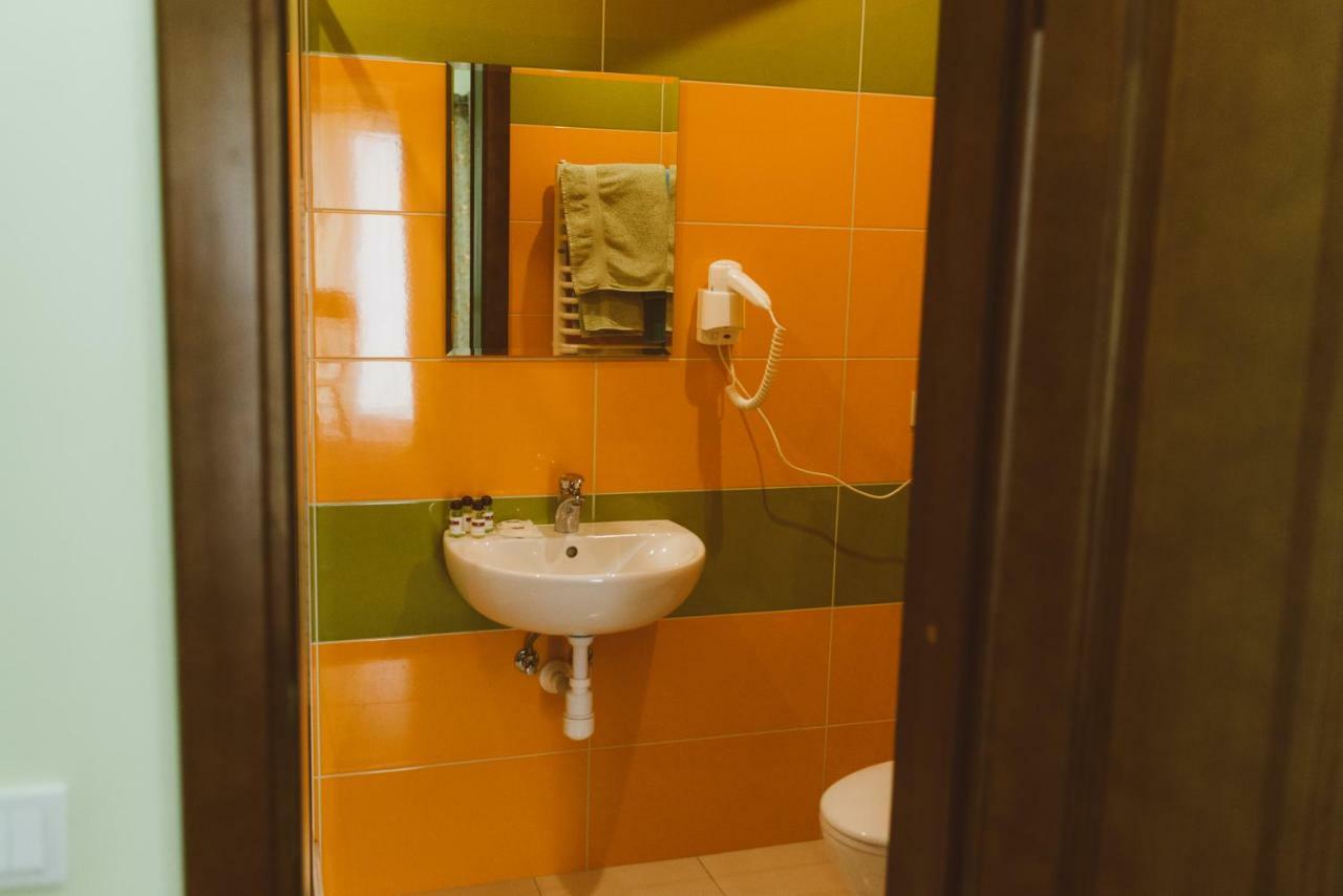 Hotel Korona Kolybayevka Екстериор снимка