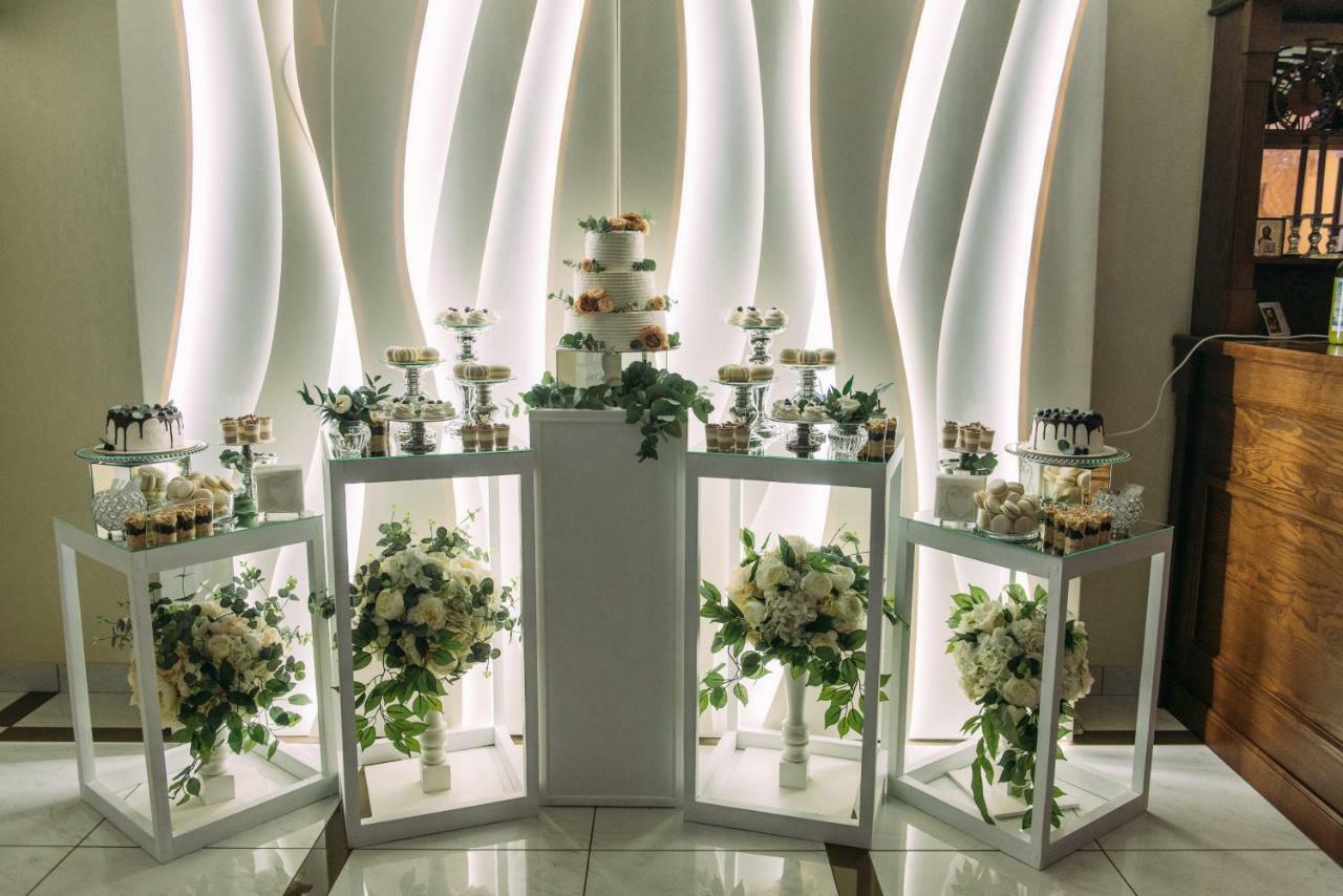 Hotel Korona Kolybayevka Екстериор снимка
