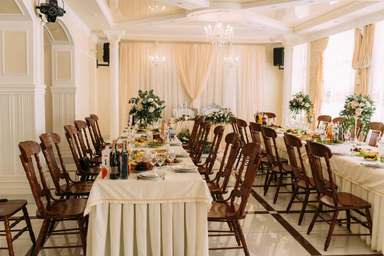 Hotel Korona Kolybayevka Екстериор снимка